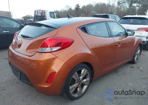 2016 Hyundai Veloster z USA, uszkodzony, nr VIN KMHTC6AD1GU281426